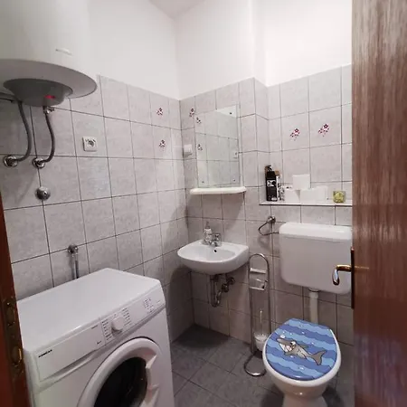 Apartament *