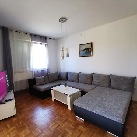 דירה Apartament אומיסאליי